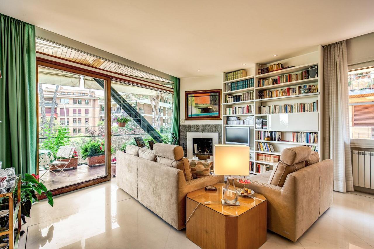 Terrazza Piccolomini: Elegant Apartment Stunning View Over Rome/St Peter'S Dome Exterior photo