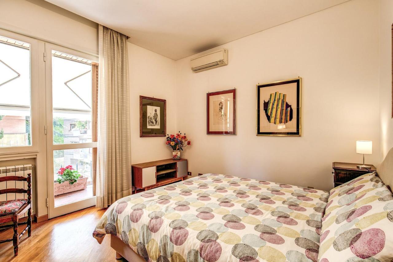 Terrazza Piccolomini: Elegant Apartment Stunning View Over Rome/St Peter'S Dome Exterior photo